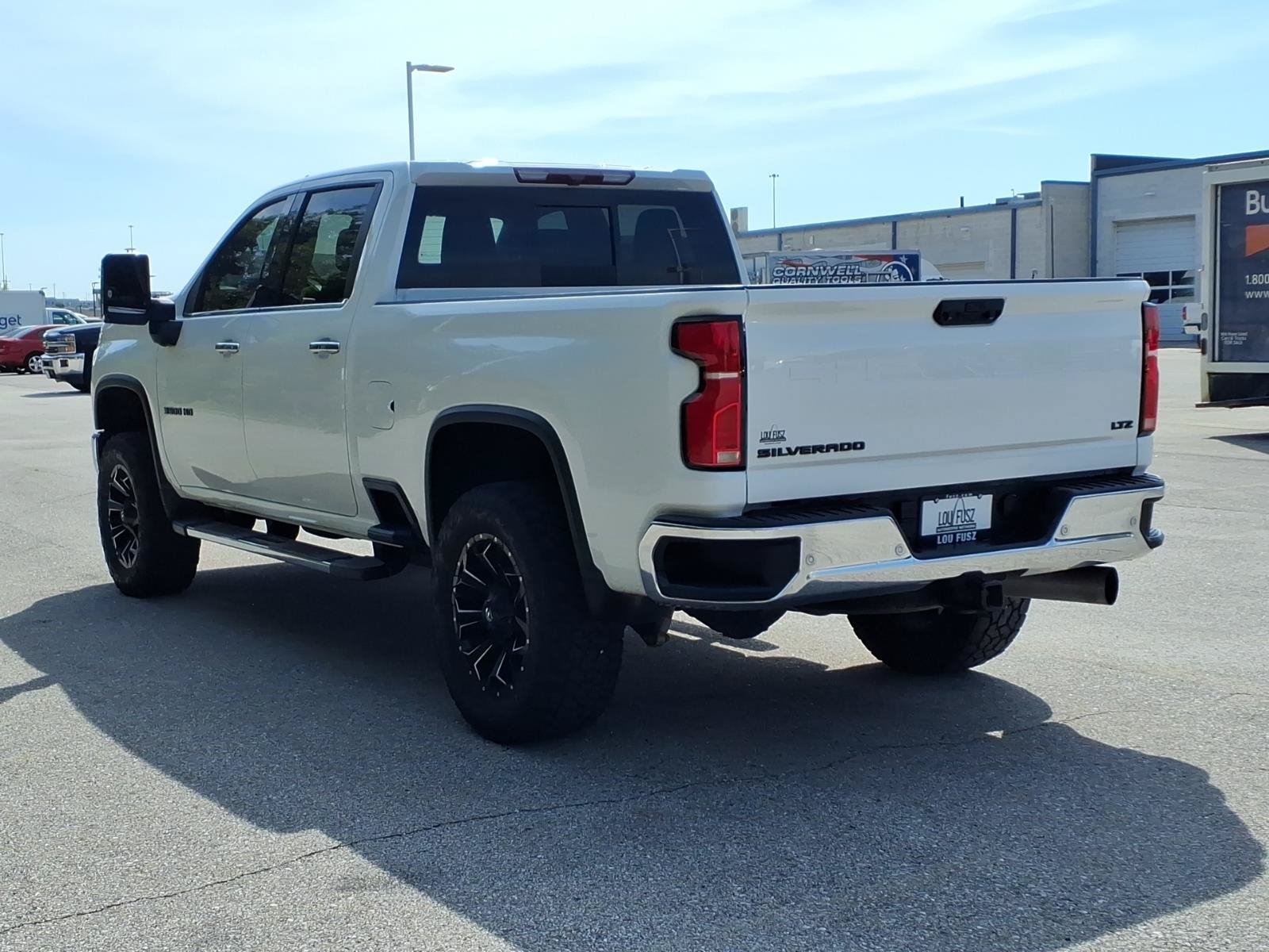 Used 2024 Summit White Chevrolet LTZ image 5