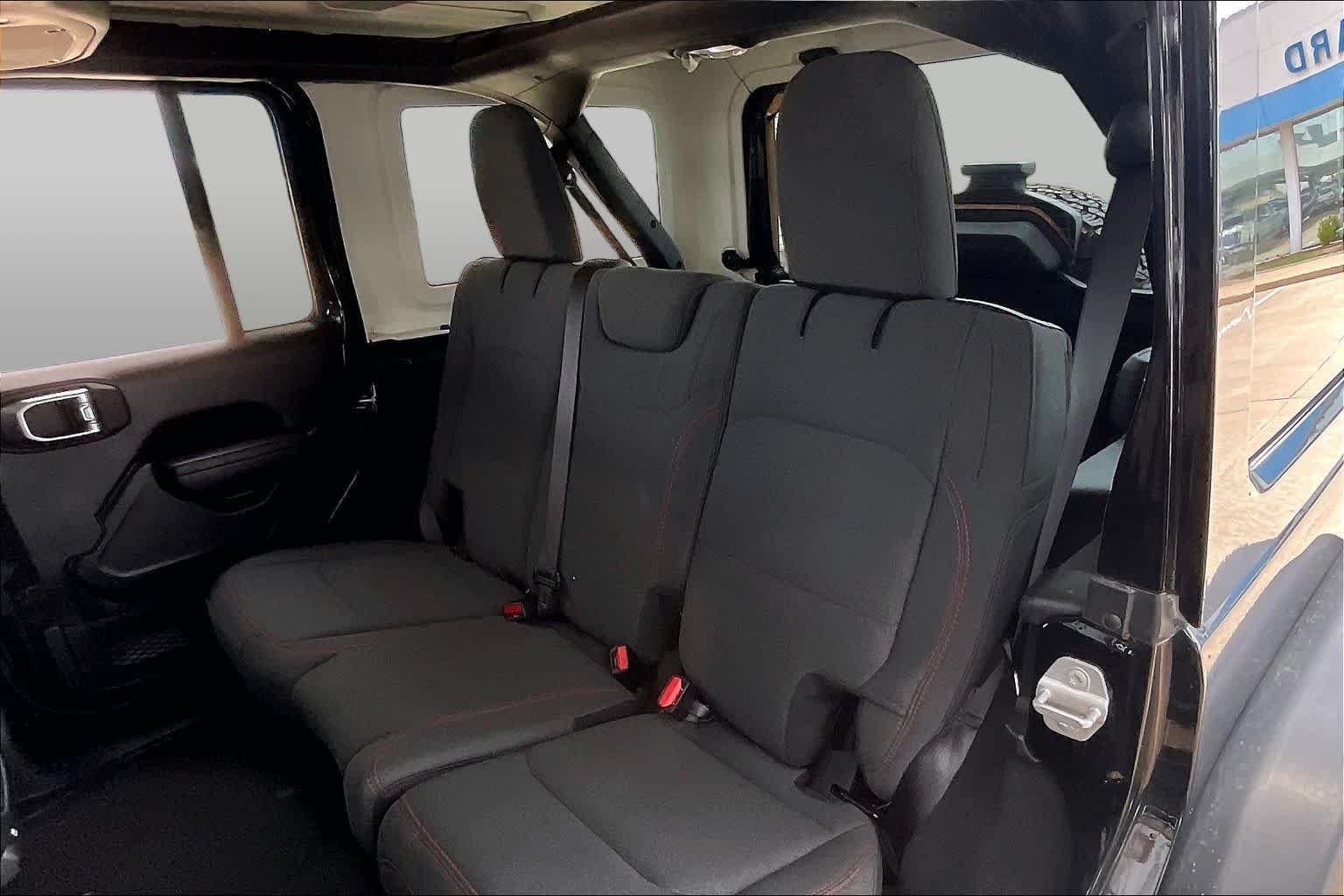 Used 2025 Black Clearcoat Jeep Rubicon image 19