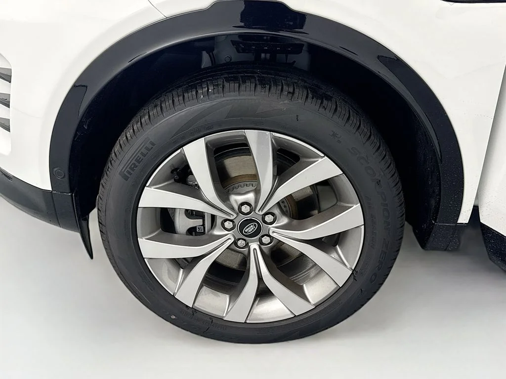 New 2026 Fuji White Land Rover Landmark image 31