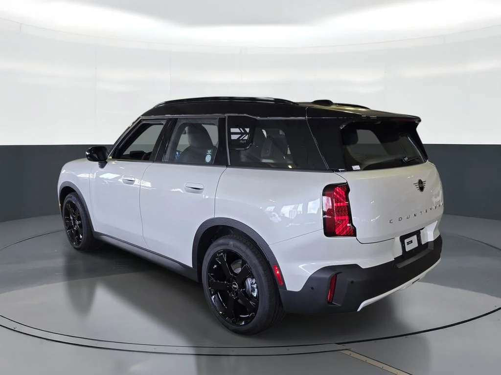 New 2027 White MINI  image 4