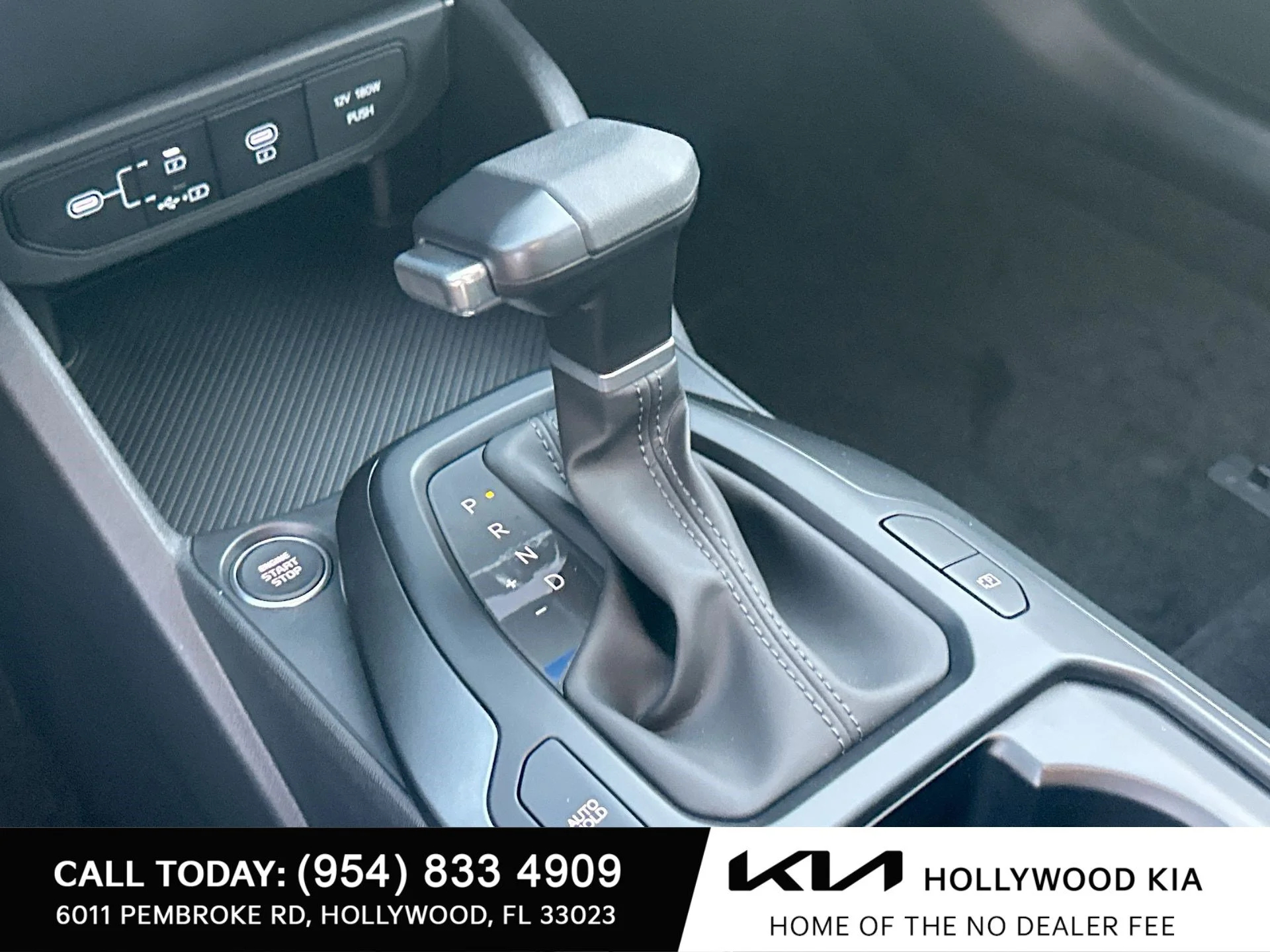 New 2026 Snow White Pearl Kia LXS image 19