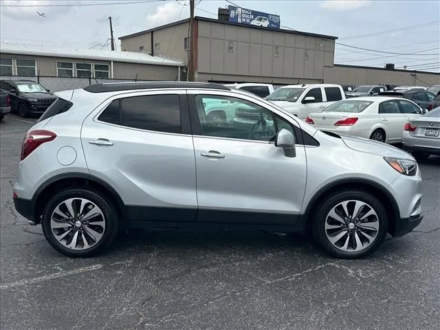 Used 2022 Silver Buick Preferred image 13