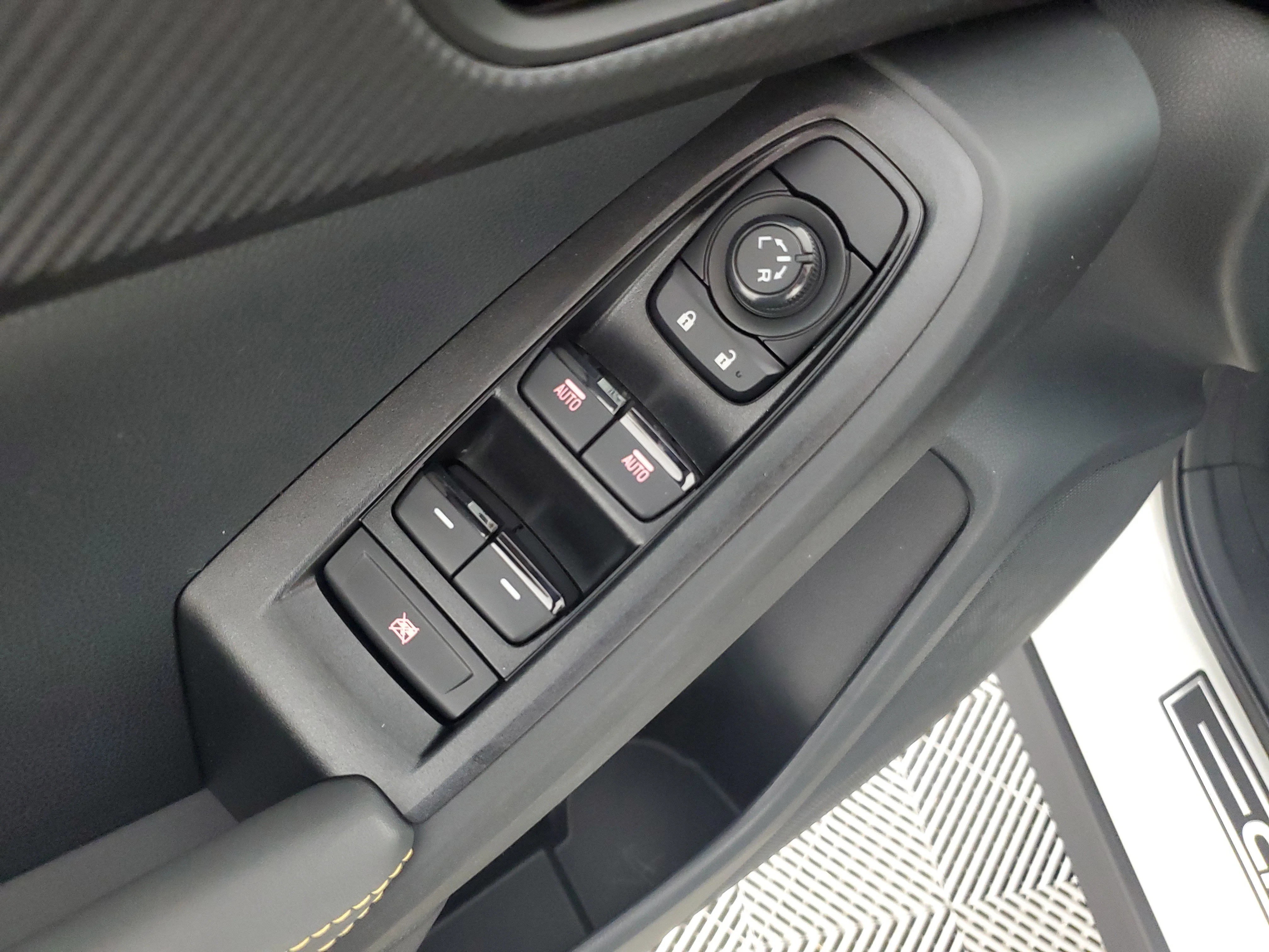 2026 Subaru Crosstrek Sport - Photo 28