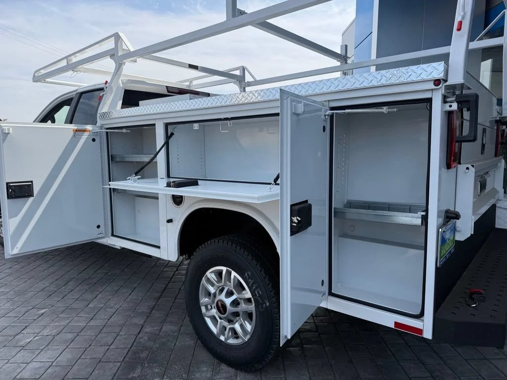 New 2026 Summit White GMC Pro image 8