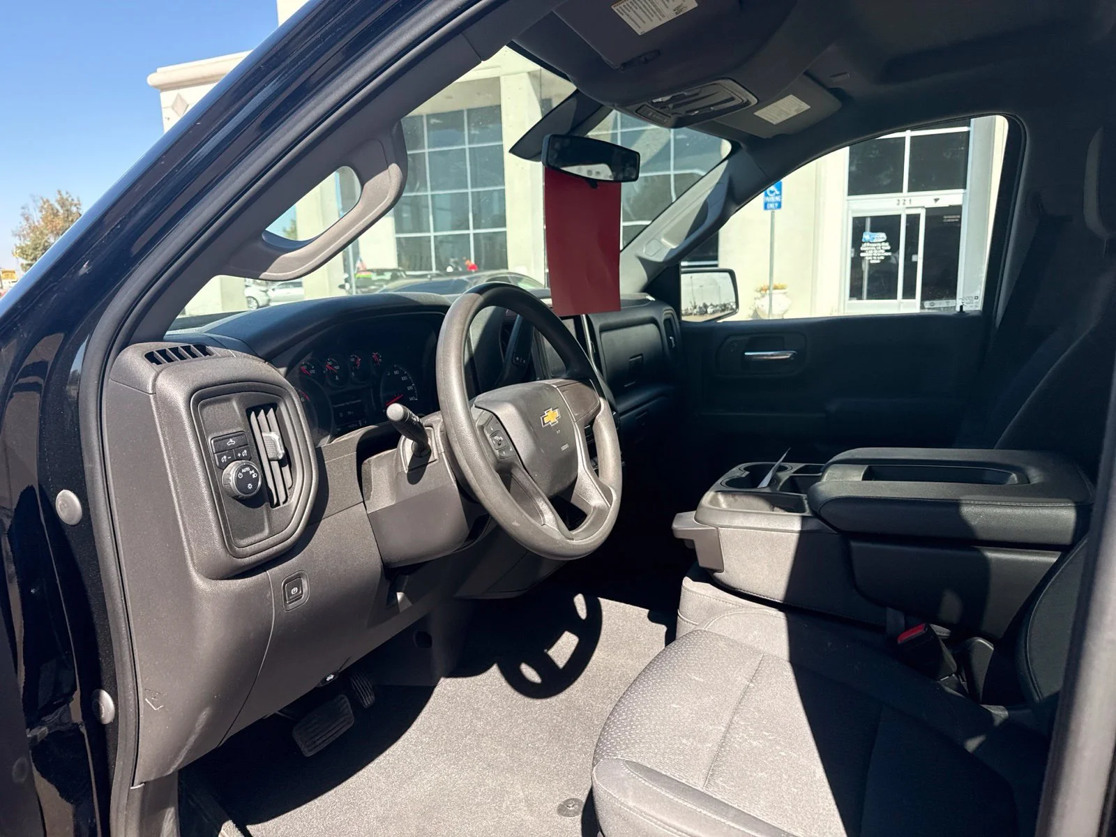 Used 2021 BLACK Chevrolet Custom image 10