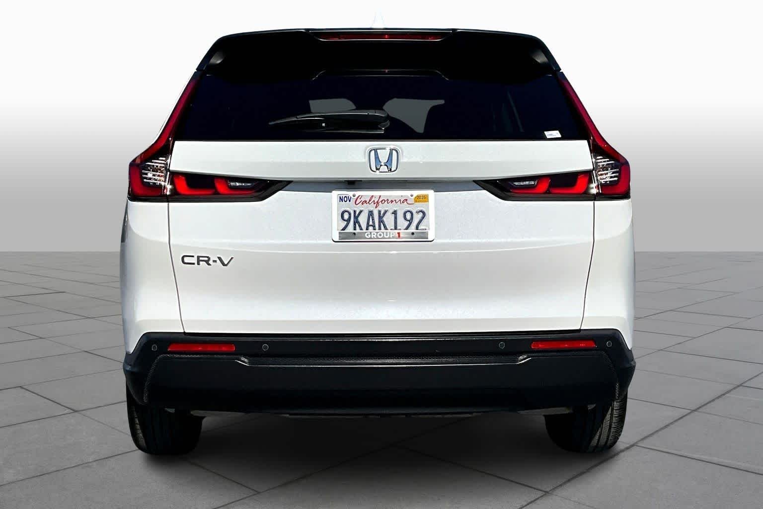 Used 2024 Platinum White Pearl Honda EX-L image 4