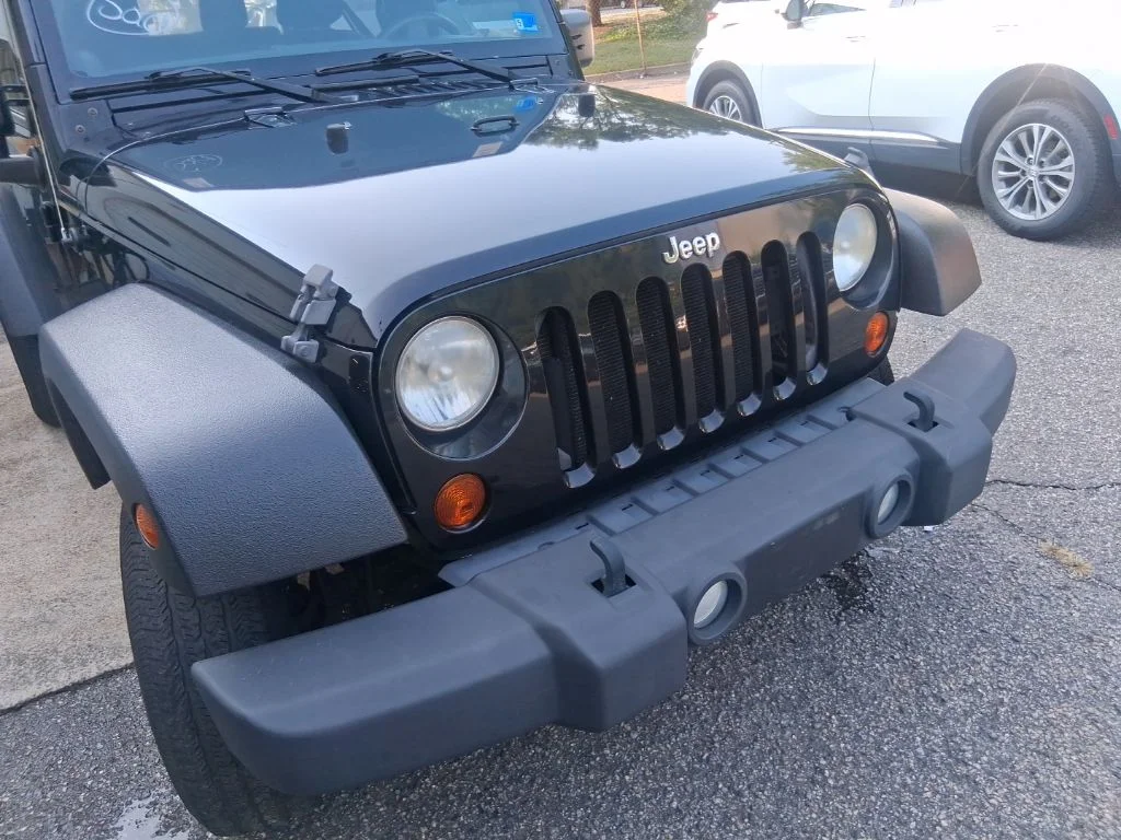 Used 2013 Black Jeep Sport image 19