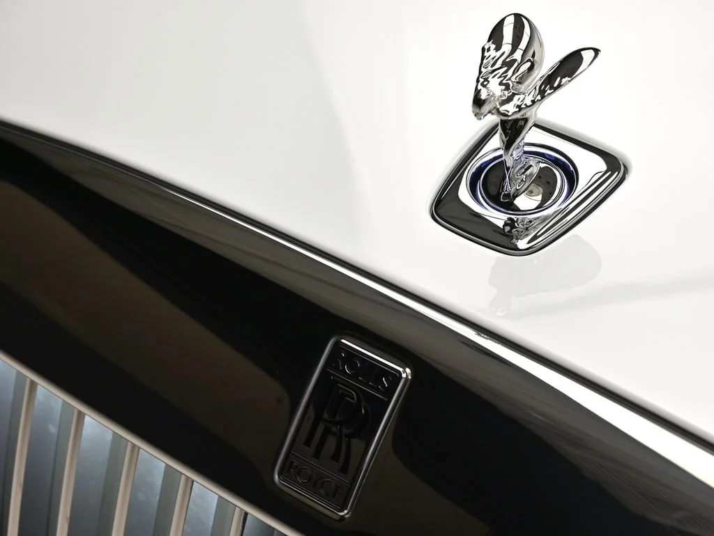 Certified Used 2025 Arctic White Rolls-Royce  image 25