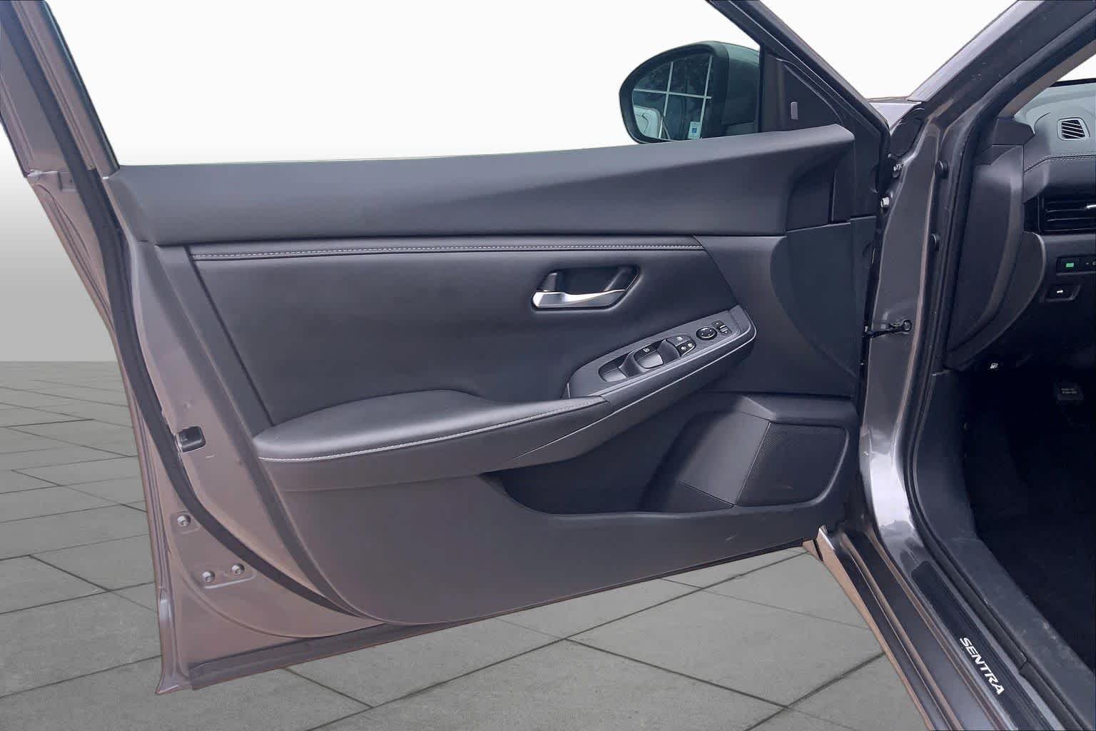 Used 2022 Gun Metallic Nissan SV image 21