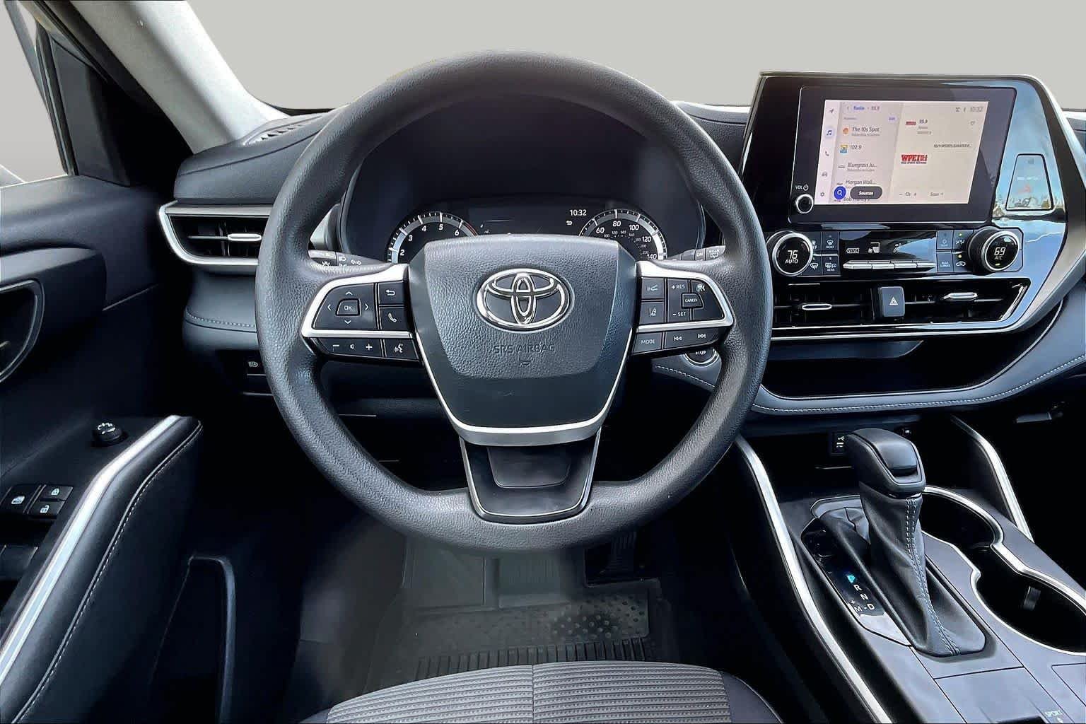 Used 2023 Celestial Silver Metallic Toyota L image 6