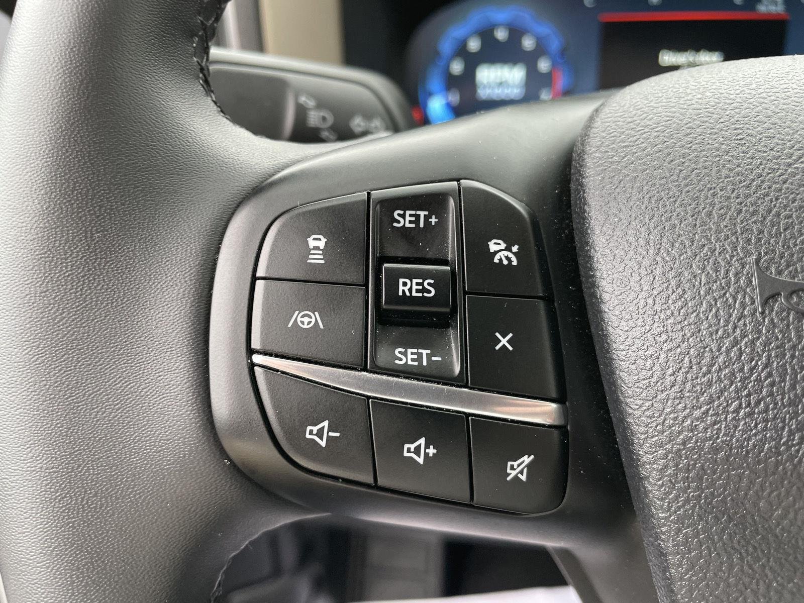 Used 2025  Ford Big Bend image 15