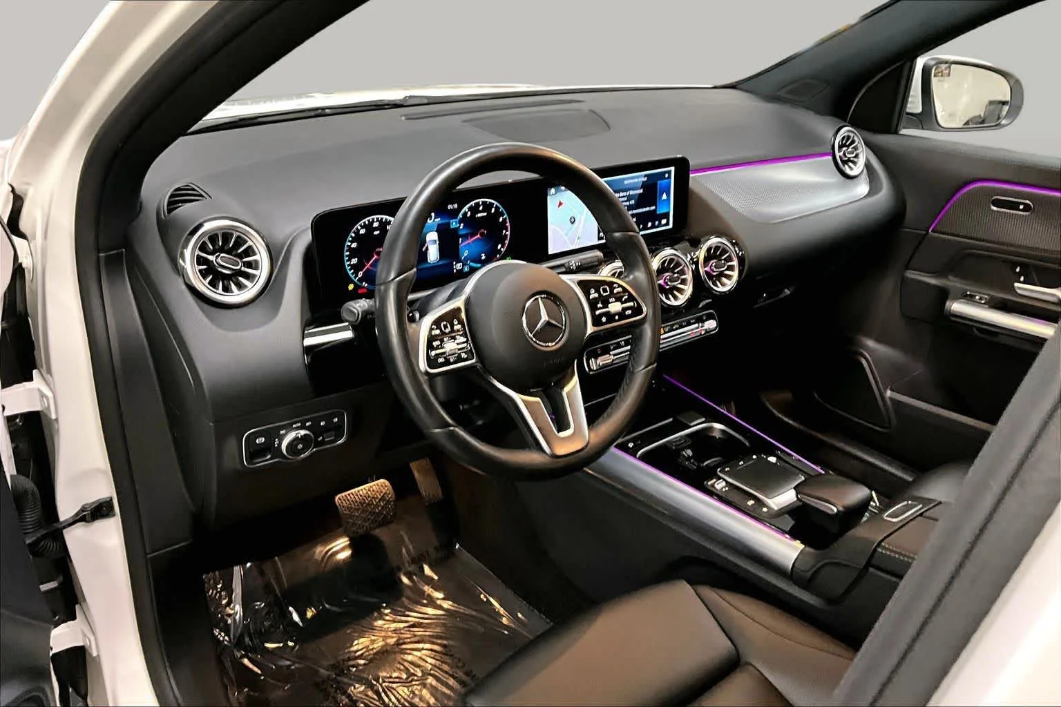 Certified Used 2022 Polar White Mercedes-Benz GLA 250 image 18