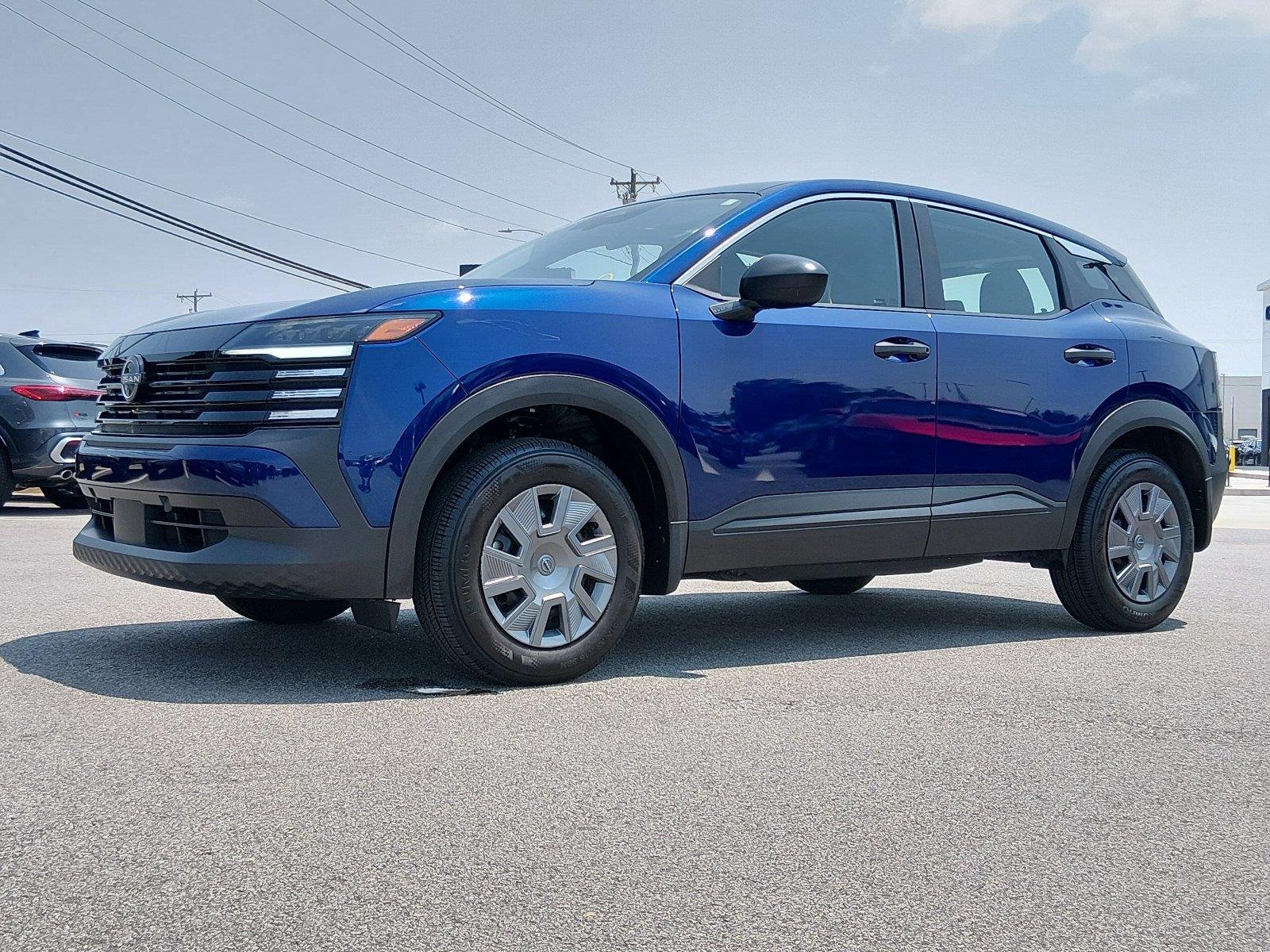 2025 Nissan Kicks S