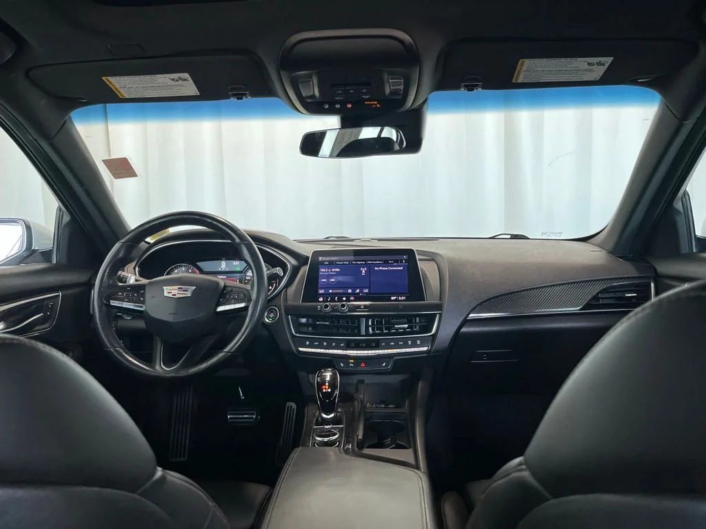 Used 2020 White Cadillac Sport image 10
