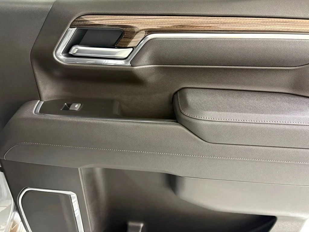 New 2026 Sterling Gray Metallic Chevrolet RST image 18