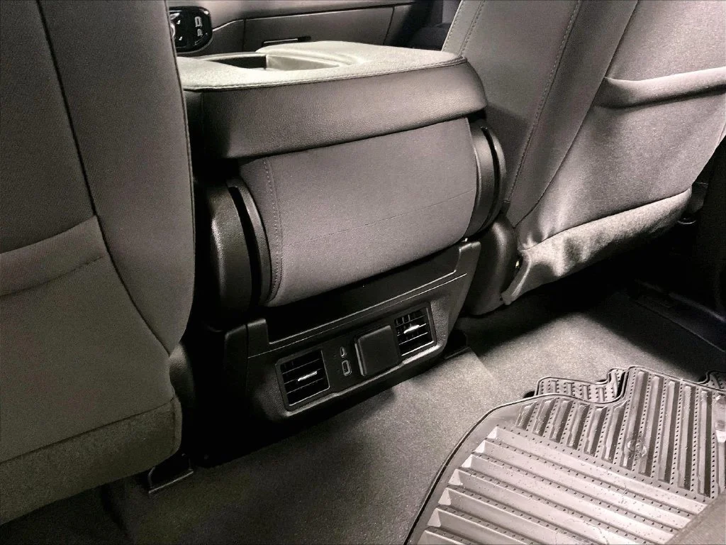 Used 2023 Black Chevrolet LT image 27