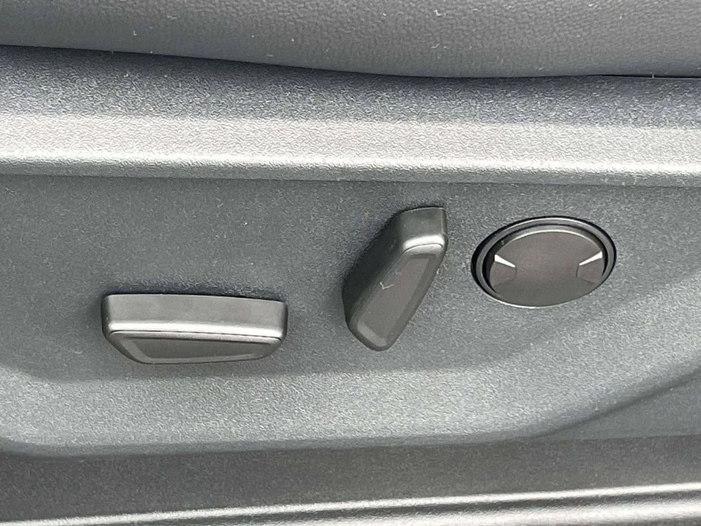 New 2026 Gray Ford Lariat image 14