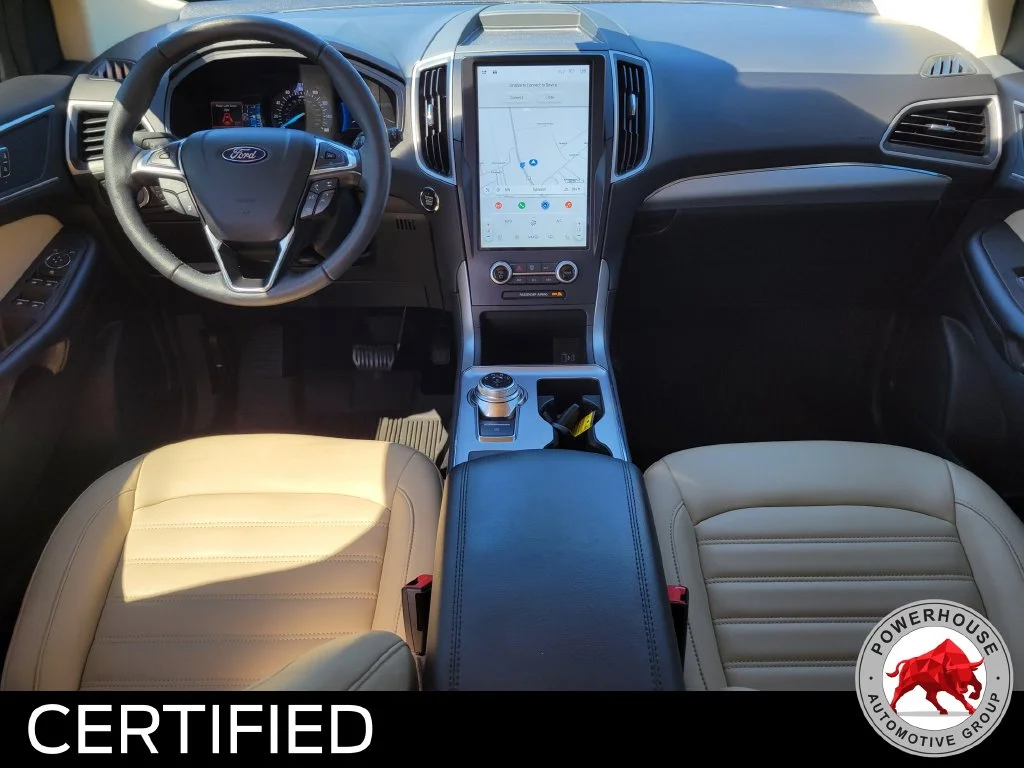 Used 2022 Red Ford SEL image 19