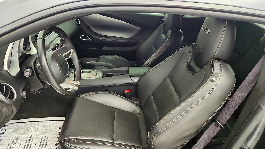 Used 2010 Cyber Gray Metallic Chevrolet 2dr Coupe 2SS w/ RS Package & Black Stripe Package image 12