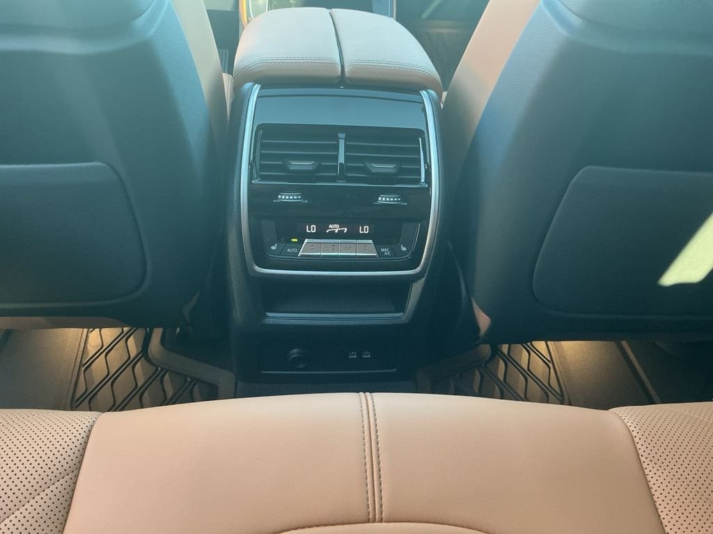 New 2026 White BMW xDrive50e image 30