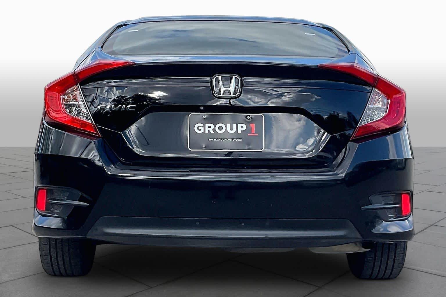 Used 2018 Crystal Black Pearl Honda LX image 5
