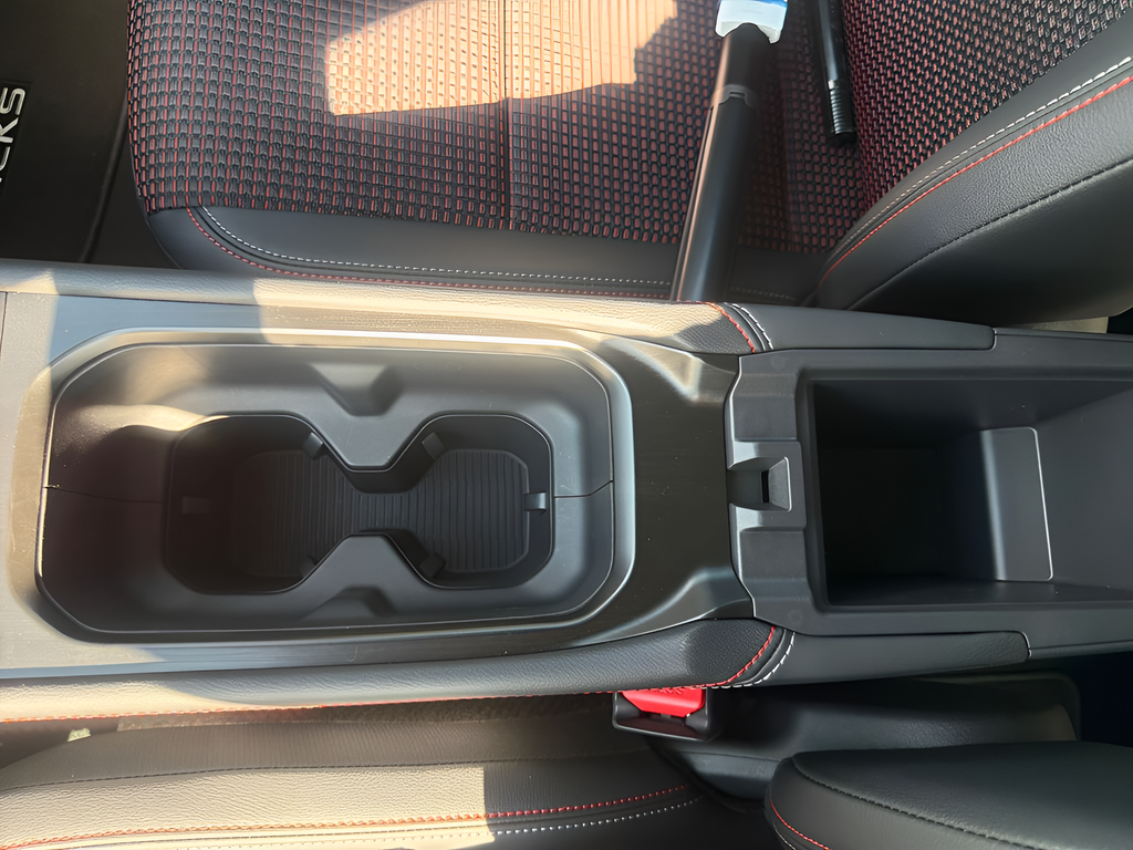 2026 Nissan KICKS SR - Photo 37
