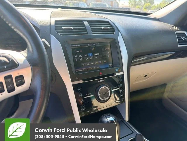 Used 2013 Black Ford Limited image 19