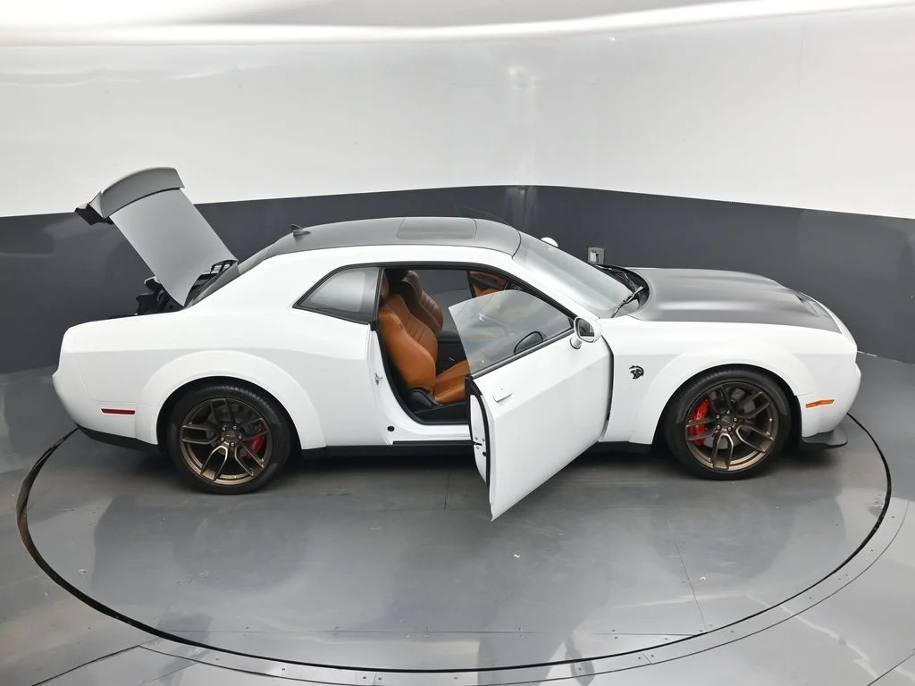 Used 2023 White Dodge SRT Hellcat Widebody image 18
