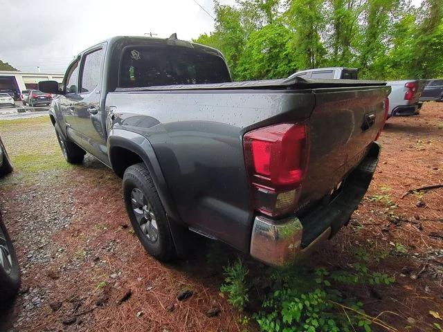 Used 2019 Gray Toyota SR5 image 8