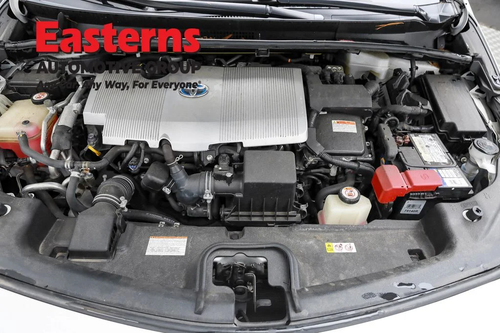 Used 2018 White Toyota Plus image 7