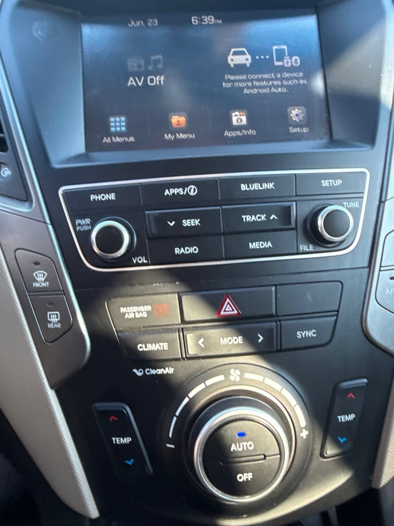 Used 2017 Twilight Black Hyundai 2.4L image 4
