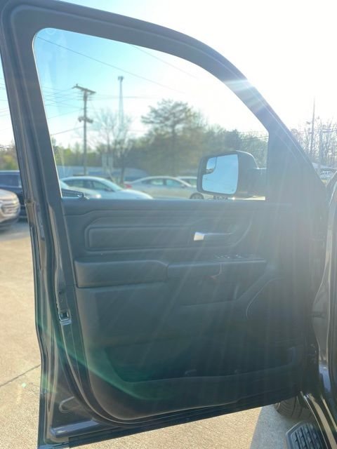 New 2026 Granite Crystal Metallic Clear-Coat Exterior Paint RAM Express image 16