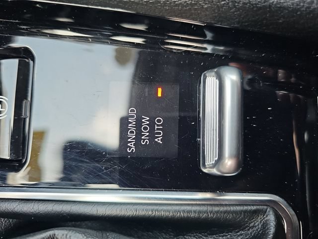 Used 2022 Blue Jeep Limited image 37