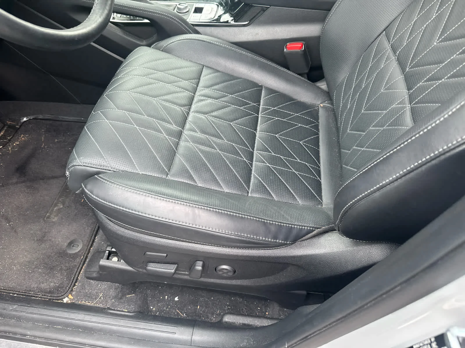 Used 2025 Wolf Gray Kia SX-Prestige X-Line image 7