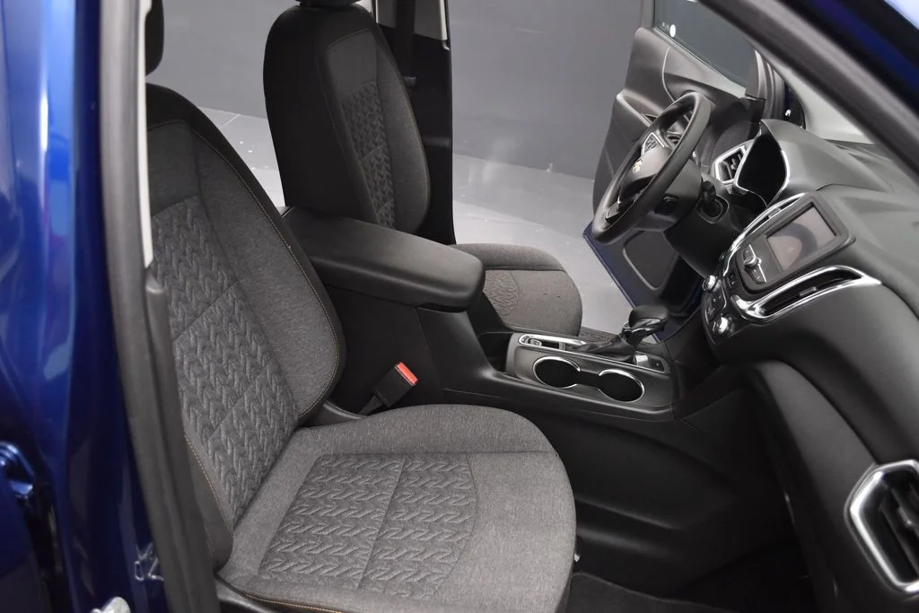 Used 2022 Blue Chevrolet LT image 28