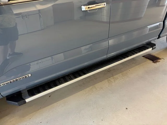 Used 2023 Gray Ford Lariat image 23