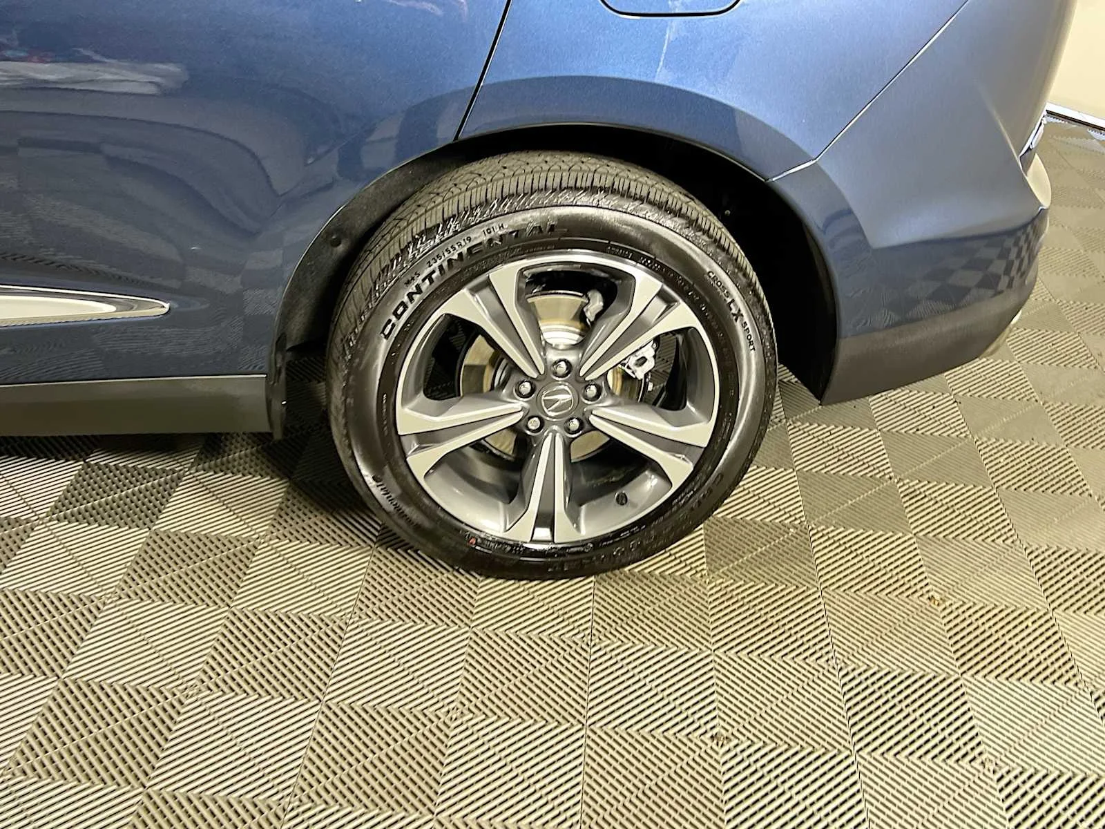 Used 2025 Canyon River Blue Metallic Acura w/Technology Package image 31