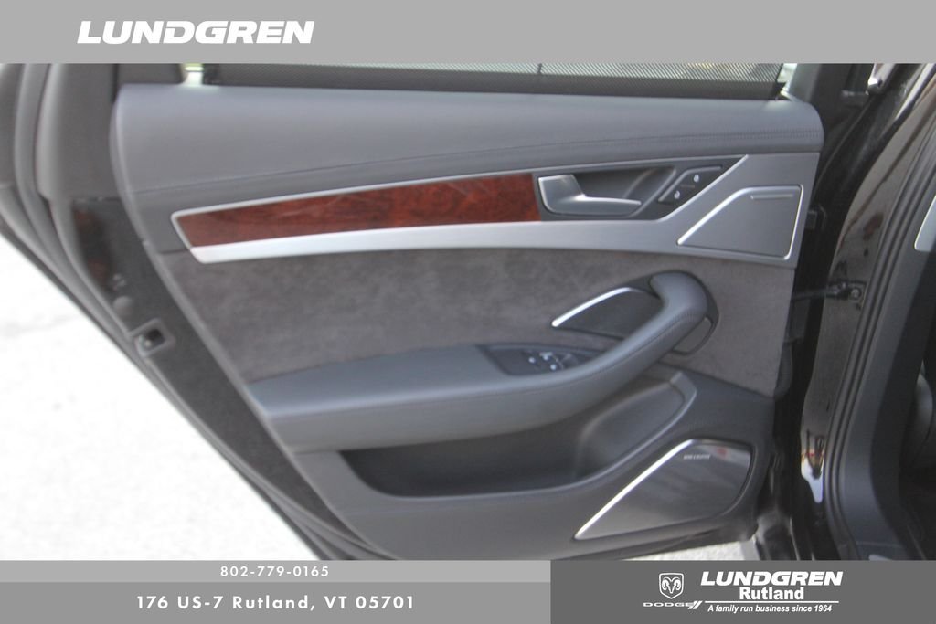 Used 2013 Black Audi 4.0T image 22