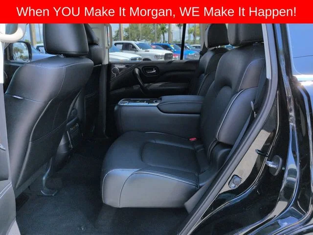 Used 2021 Black INFINITI LUXE image 16