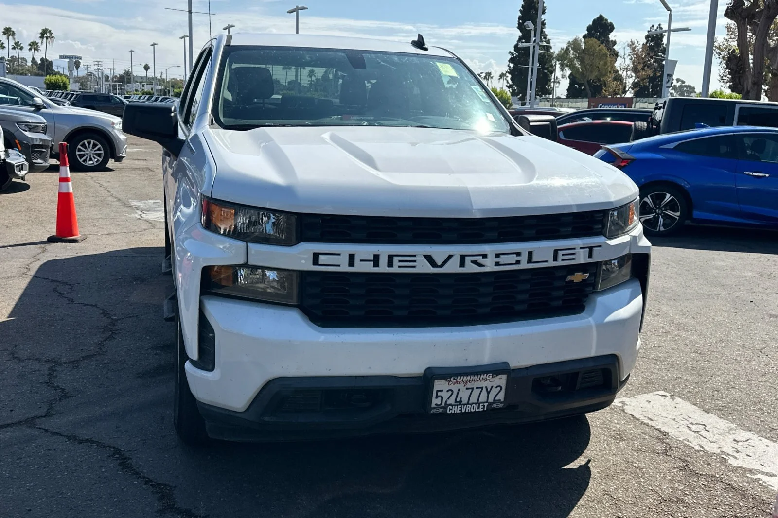 Used 2020 White Chevrolet Custom image 2