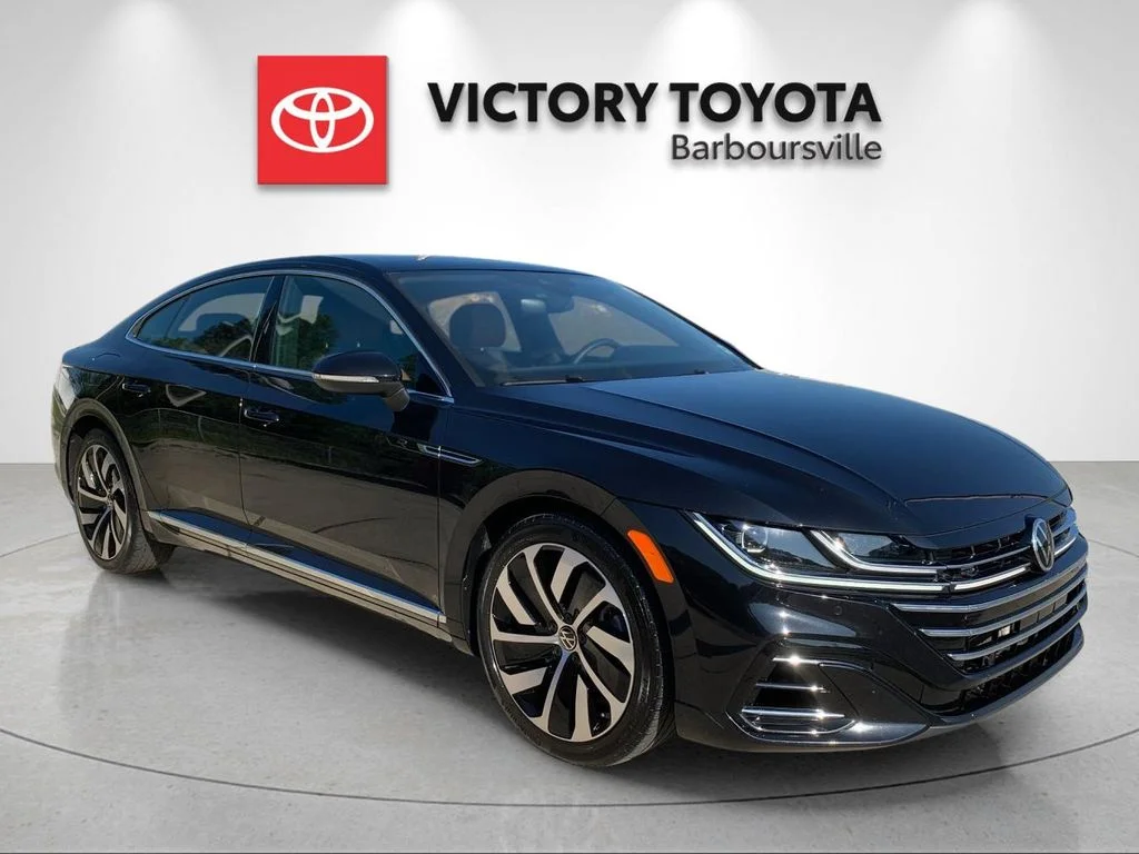 Used 2021 Black Volkswagen 2.0T SEL R-Line image 5