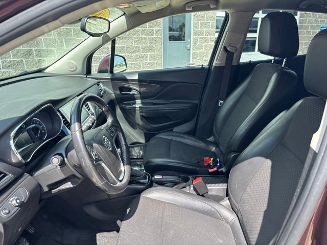 Used 2018 Red Buick Preferred image 11