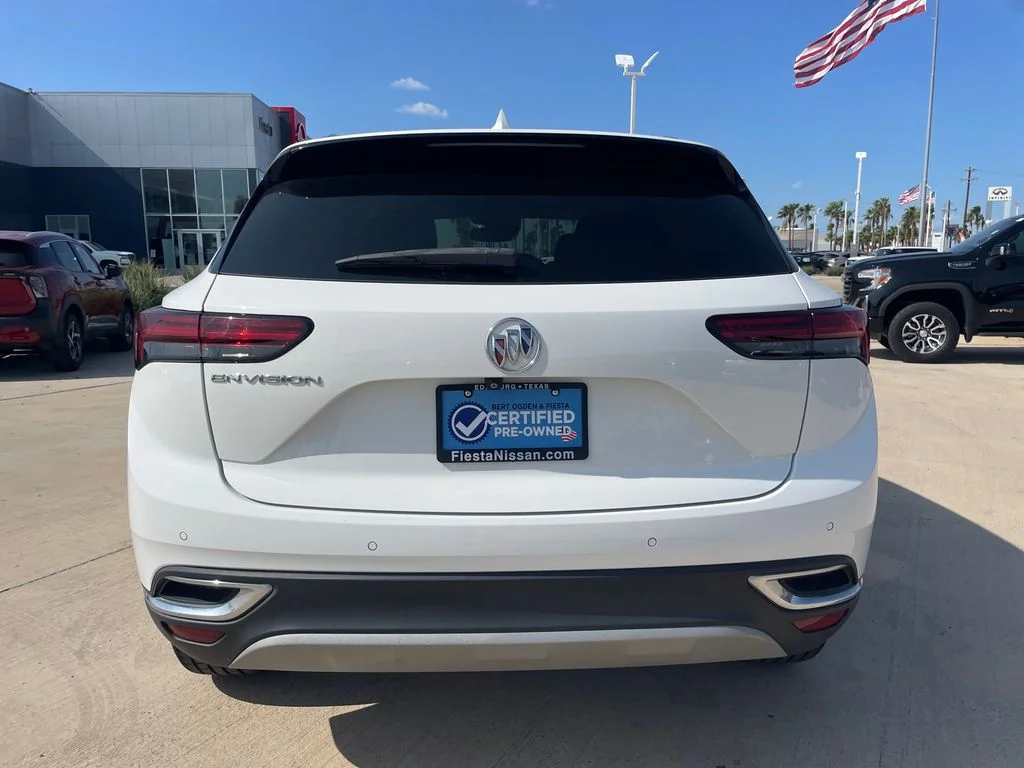 Used 2021 White Buick Preferred image 4