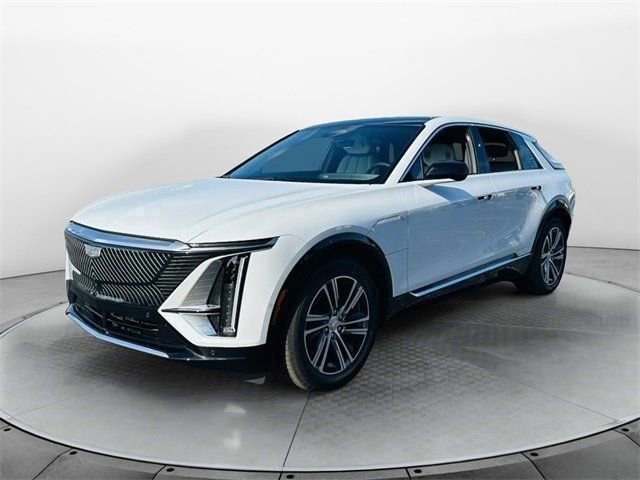 New 2026 Vibrant White Tricoat Cadillac Premium Luxury image 3