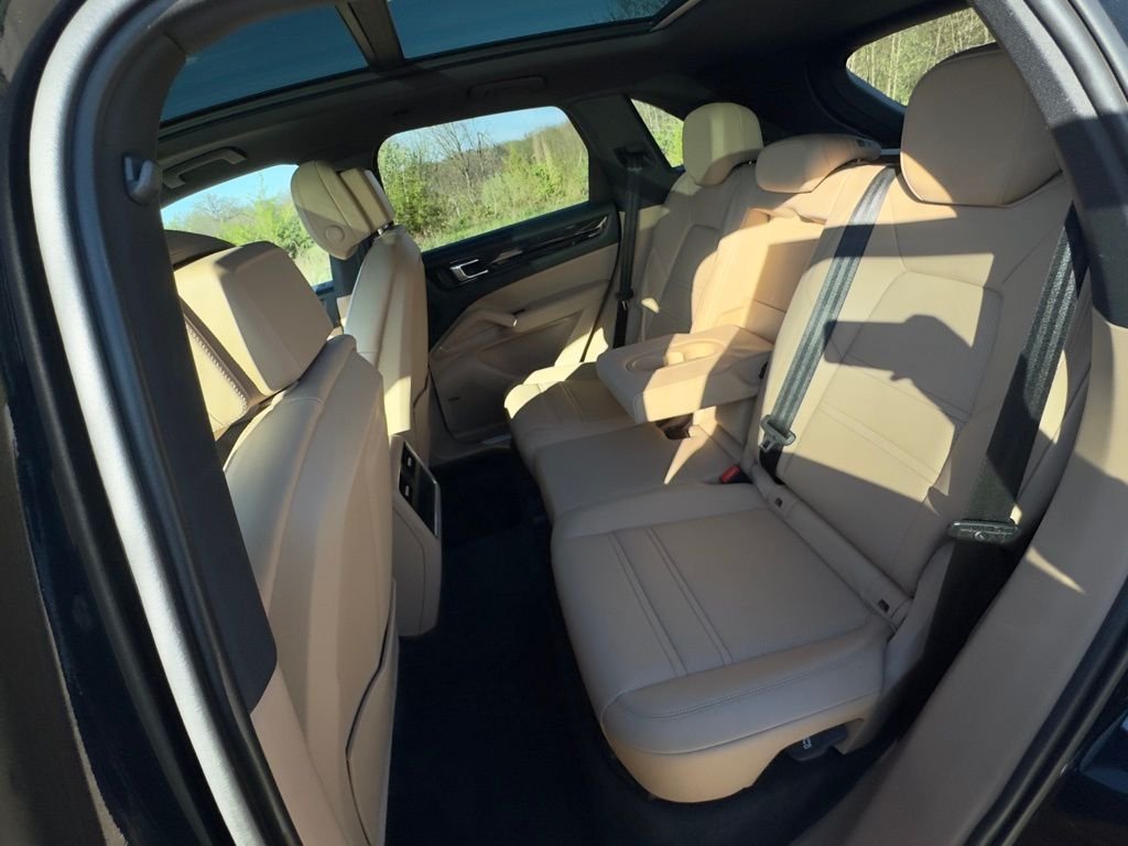 Certified Used 2023  Porsche  image 29