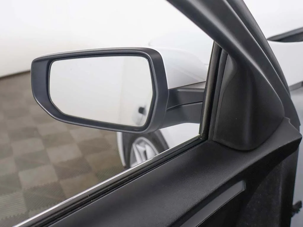 Used 2023 White Chevrolet LT image 29