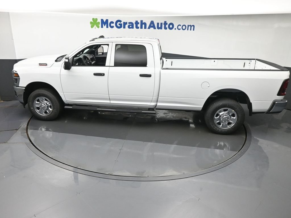 New 2026 Bright White Clear-Coat Exterior Paint RAM Tradesman image 24