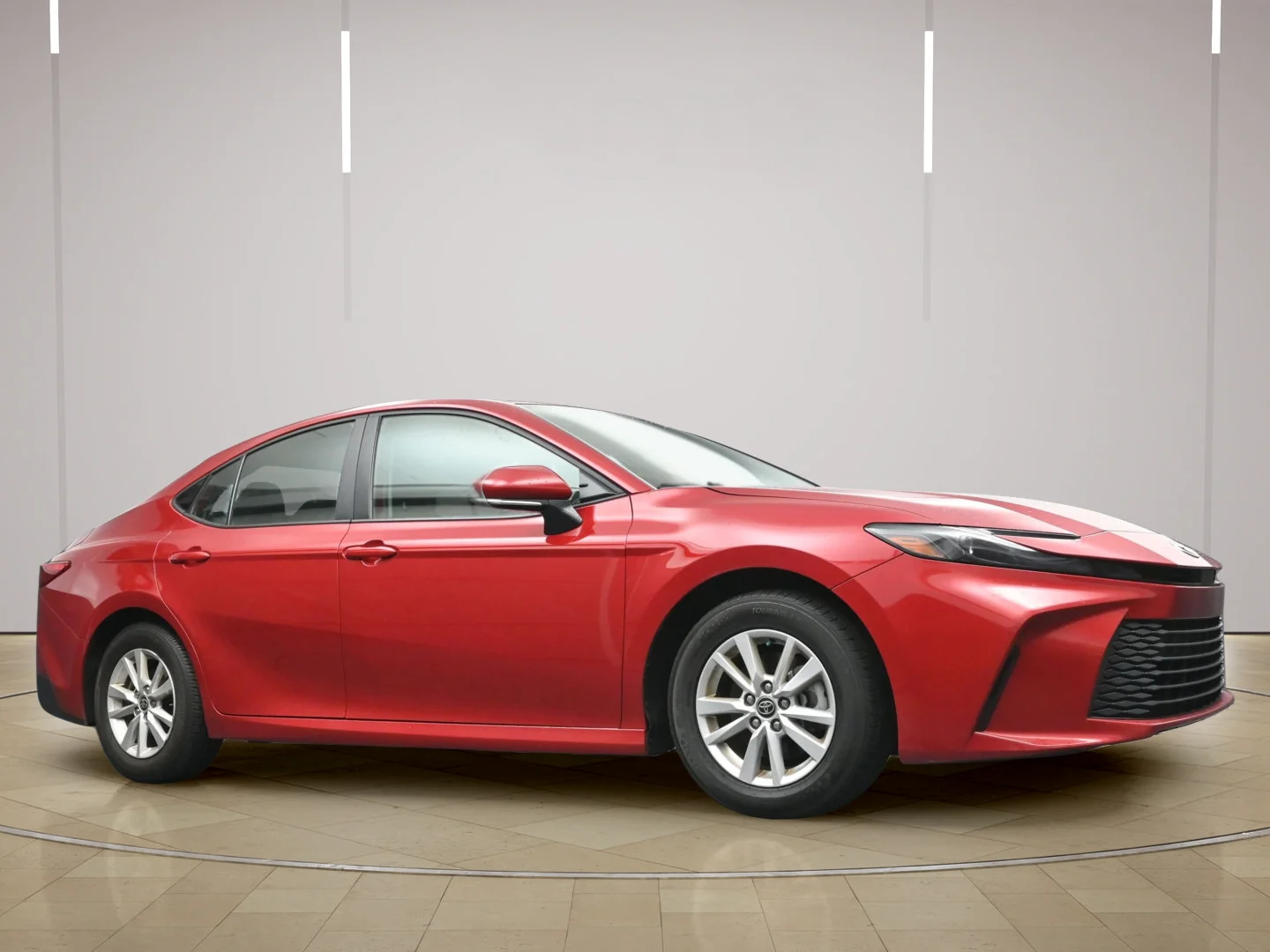 2025 Toyota Camry LE - Photo 22