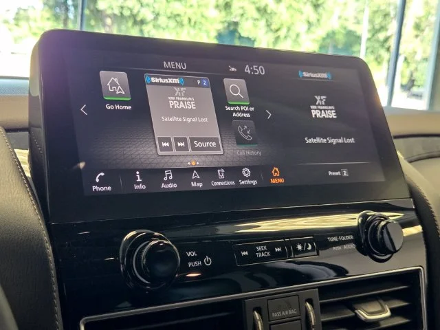 Used 2023 Black Nissan Platinum image 22