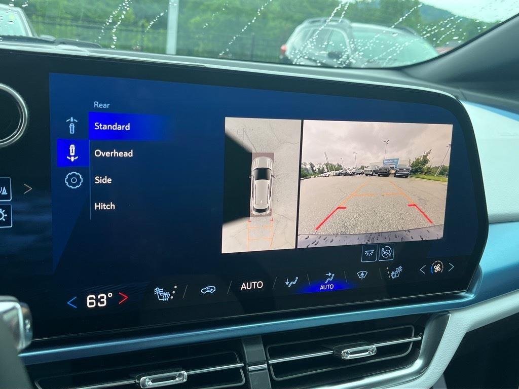 2025 Chevrolet Equinox EV LT - Photo 11